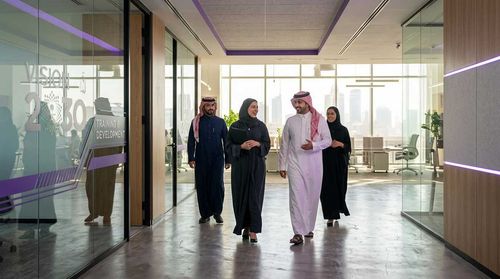 تدريب الموظفين في السعودية 2026: الدليل الشامل لبناء قوى عاملة مؤهلة وتحقيق رؤية 2030